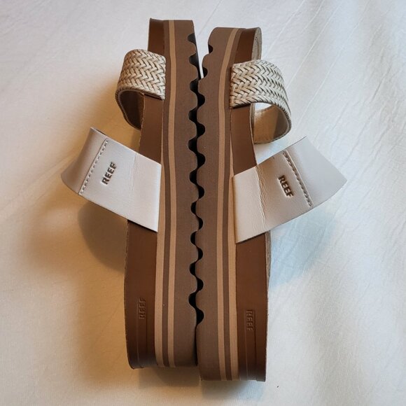 Reef Cushion Vista Hi Sandals Shoes Sz 10 Cork Sole - Picture 6 of 7